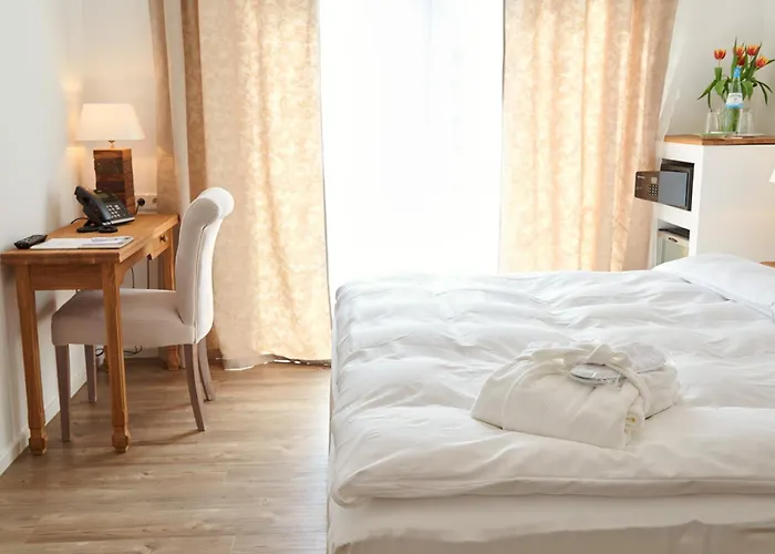 Boutique - Marienburg Monheim * Monheim am Rhein